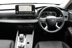 2022 Mitsubishi Outlander ES ZM MY22.5 Titanium