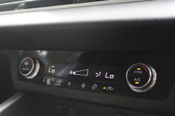 2022 Mitsubishi Outlander ES ZM MY22.5 Titanium