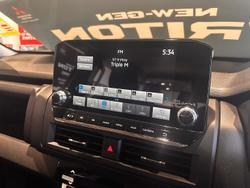 2025 Mitsubishi Triton GLX