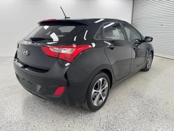 2016 Hyundai i30 Active X GD4 Series II MY17 Phantom Black