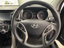 2016 Hyundai i30 Active X GD4 Series II MY17 Phantom Black