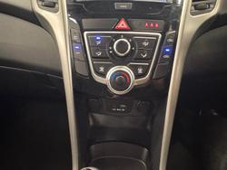 2016 Hyundai i30 Active X GD4 Series II MY17 Phantom Black