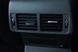 2020 Land Rover Range Rover Velar P300 SE