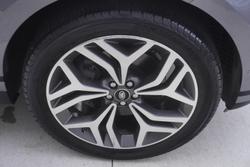 2020 Land Rover Range Rover Velar P300 SE