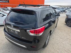 2016 Nissan Pathfinder ST-L R52 MY16 Diamond Black