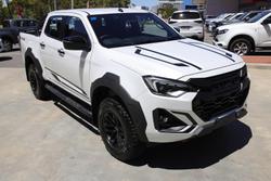 2026 Isuzu D-MAX BLADE