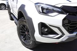 2026 Isuzu D-MAX BLADE