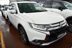 2017 Mitsubishi Outlander LS