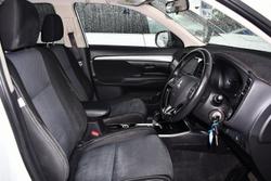 2017 Mitsubishi Outlander LS