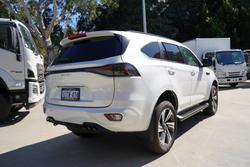 2025 Isuzu MU-X LS-T