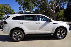 2025 Isuzu MU-X LS-T