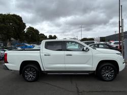 2024 Mitsubishi Triton GLS