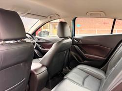 2017 Mazda 3 SP25 GT