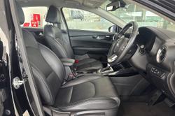 2020 Kia Cerato Sport+