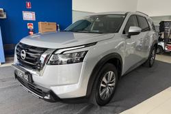 2023 Nissan Pathfinder Ti