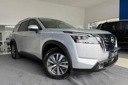 2023 Nissan Pathfinder Ti