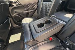 2023 Mitsubishi Outlander Exceed