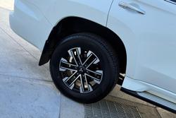 2020 Mitsubishi Pajero Sport Exceed