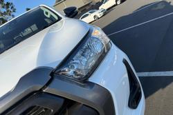 2022 Toyota Hilux SR