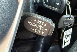 2022 Toyota Hilux SR