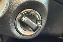 2022 Toyota Hilux SR