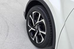 2017 Toyota C-HR Koba