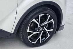 2017 Toyota C-HR Koba