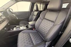 2023 Mitsubishi Outlander PHEV Exceed