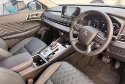 2023 Mitsubishi Outlander PHEV Exceed