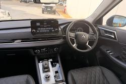 2023 Mitsubishi Outlander PHEV Exceed