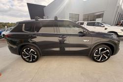 2023 Mitsubishi Outlander PHEV Exceed