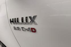 2023 Toyota Hilux SR