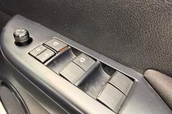 2023 Toyota Hilux SR