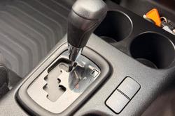 2023 Toyota Hilux SR