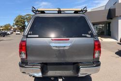 2018 Toyota Hilux SR5