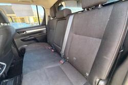 2018 Toyota Hilux SR5