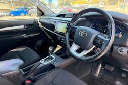 2018 Toyota Hilux SR5