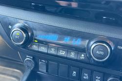 2018 Toyota Hilux SR5