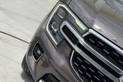 2022 Ford Everest Platinum