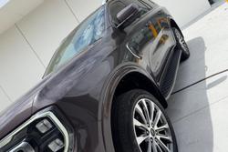 2022 Ford Everest Platinum