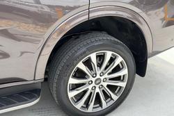 2022 Ford Everest Platinum