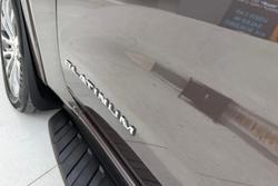 2022 Ford Everest Platinum