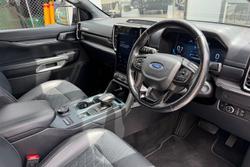 2022 Ford Everest Platinum