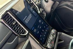 2022 Ford Everest Platinum