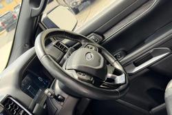 2022 Ford Everest Platinum