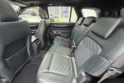 2022 Ford Everest Platinum