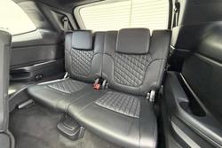 2022 Ford Everest Platinum