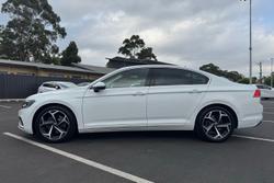 2022 Volkswagen Passat 140TSI Business