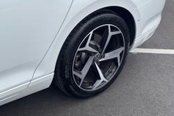 2022 Volkswagen Passat 140TSI Business