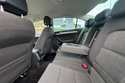 2022 Volkswagen Passat 140TSI Business